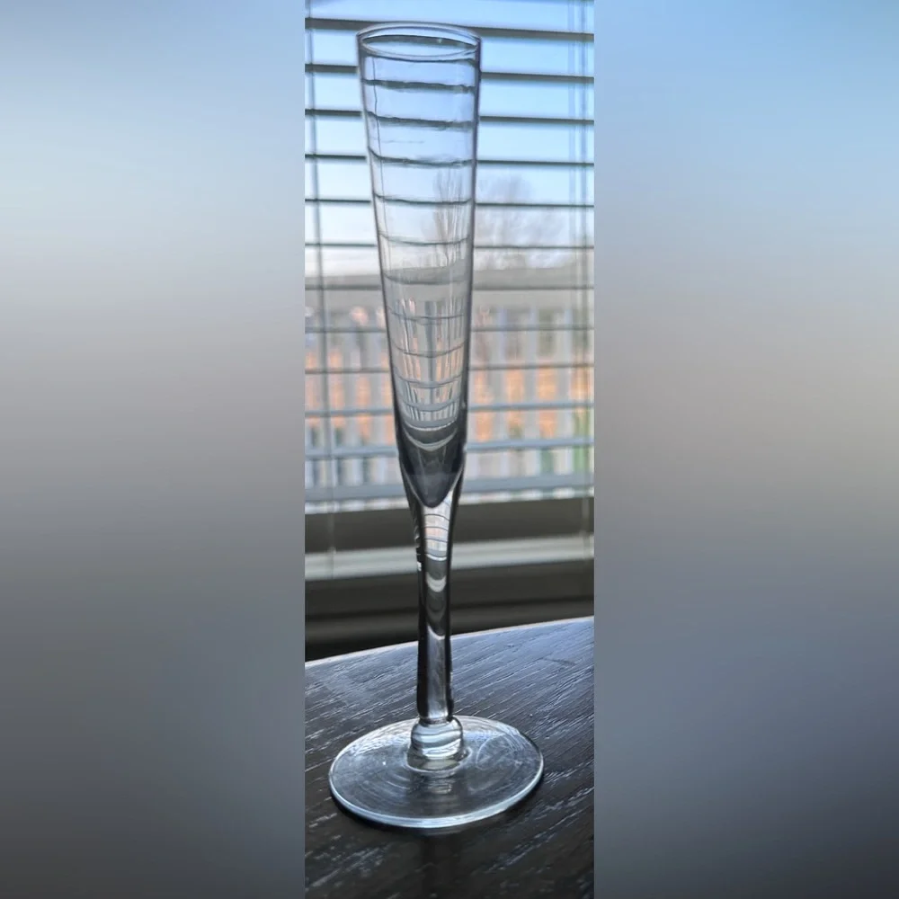 Vintage MCM Tall Slender Cordial Champagne Flute Glasses Set of 6   7” tall